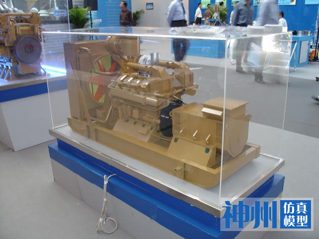 柴油机展览模型
